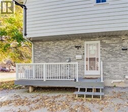 10 Innes Pl in Woodstock, ON - Building Photo - Building Photo