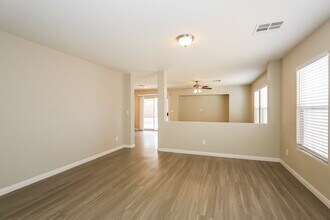 8521 Wildheart Ranch St in Las Vegas, NV - Building Photo - Building Photo
