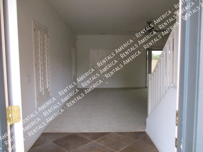 17641 W Young St in Surprise, AZ - Building Photo - Building Photo