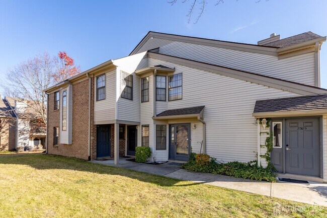 2301 Bayhead Dr in Sayreville, NJ - Building Photo - Building Photo