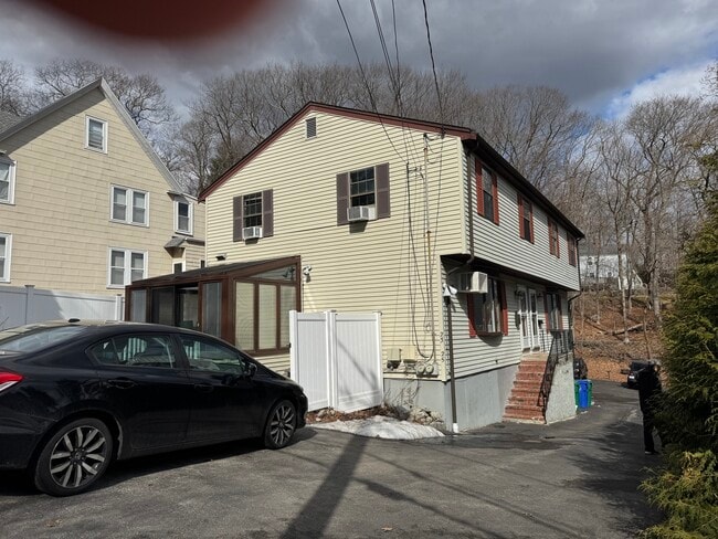 23 Thurston Rd in Newton, MA - Building Photo - Building Photo