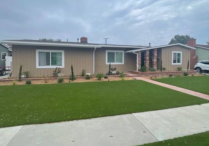 5741 E 23rd St in Long Beach, CA - Building Photo