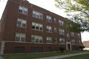 6705 S Michigan Chicago, IL 60637 in Chicago, IL - Building Photo