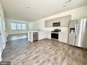 405 Little Eden Wy in Dover, DE - Building Photo - Building Photo
