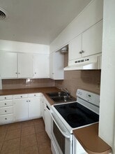 2418 46th St in Lubbock, TX - Building Photo - Building Photo