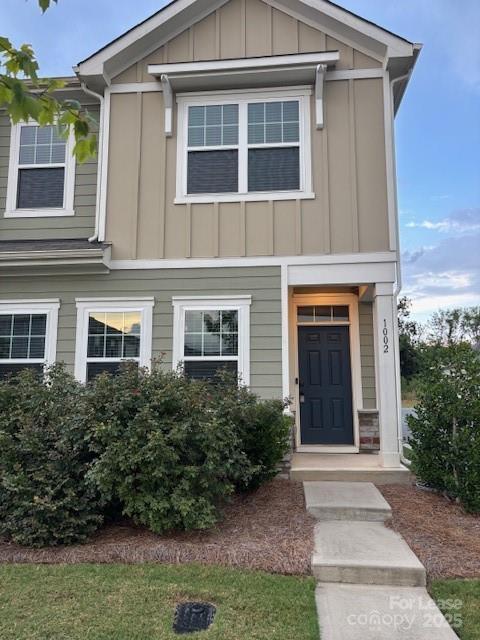 1002 Sagecroft Ln in Indian Trail, NC - Building Photo