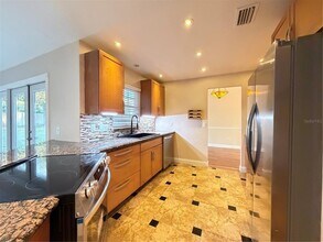 221 Dempsey Way in Orlando, FL - Building Photo - Building Photo