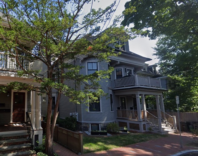 8A Forest St, Unit 2L