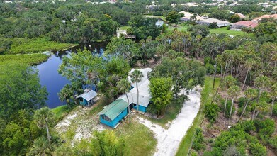 6737 Lincoln Rd in Bradenton, FL - Building Photo - Building Photo