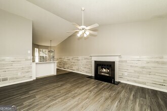 33 Daisy Ln in Villa Rica, GA - Building Photo - Building Photo