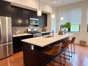 4589 Riverside Way in Philadelphia, PA - Building Photo - Building Photo