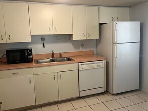 8190 Fairways Cir in Ocala, FL - Building Photo - Building Photo