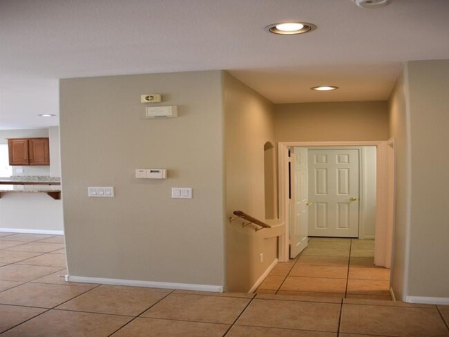 10923 Royal Highlands St in Las Vegas, NV - Building Photo - Building Photo