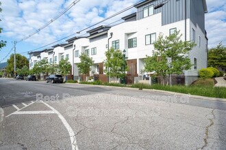 3111 St Elmo Ave in Chattanooga, TN - Foto de edificio - Building Photo