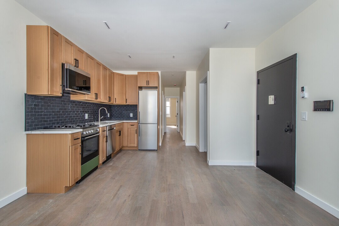 1431 37th St, Unit 1 in North Bergen, NJ - Building Photo