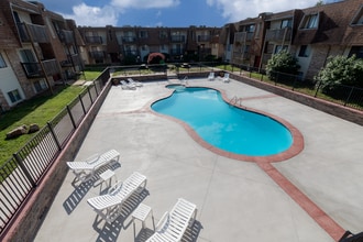 Seminole in Springfield, MO - Building Photo - Building Photo