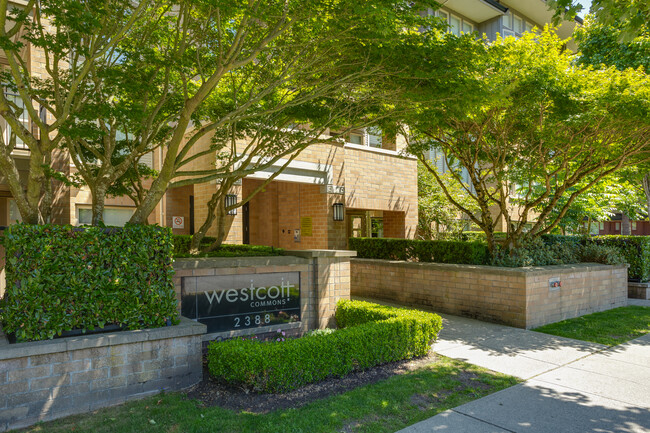 Winslow Commons in Vancouver, BC - Building Photo - Building Photo