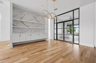 6839 Orchid Ln in Dallas, TX - Building Photo - Building Photo