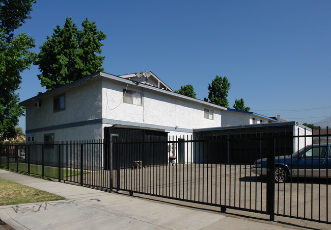 1542 N 11th in Ontario, CA - Building Photo - Building Photo