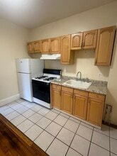 128 Hemenway St, Unit 23A in Boston, MA - Building Photo - Building Photo