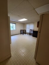 107 Church St 2021, Unit 2021 in Pocono Pines, PA - Foto de edificio - Building Photo