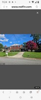 5815 Arbroath Dr in Clinton, MD - Building Photo