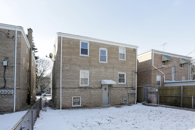 2233 N Harlem Ave in Chicago, IL - Building Photo - Building Photo