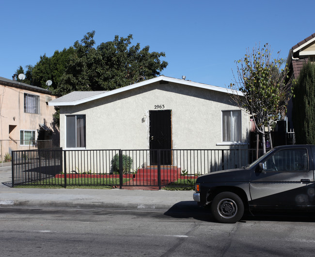 2963 Randolph St in Huntington Park, CA - Foto de edificio - Building Photo