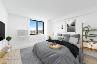301 W 110th St, Unit 9H in New York, NY - Foto de edificio - Building Photo