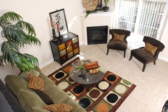 Sunset Rocklin Townhomes in Rocklin, CA - Building Photo - Building Photo