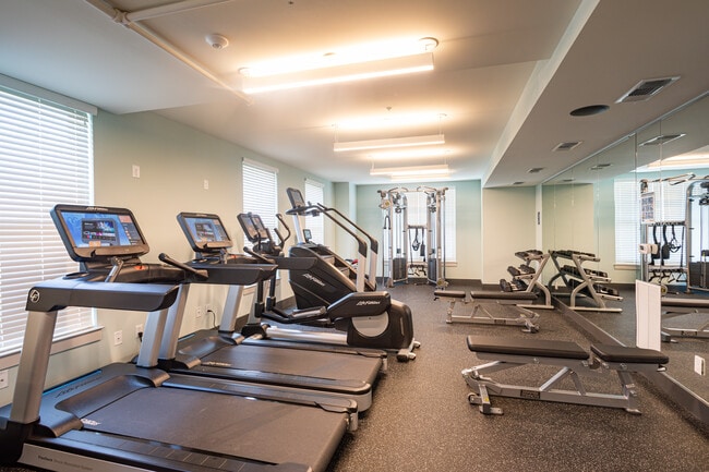 Circ Apartments in Richmond, VA - Foto de edificio - Interior Photo