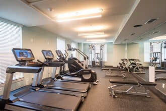 Circ Apartments in Richmond, VA - Foto de edificio - Interior Photo