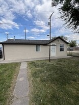 207 1/2 S Clayton St in Brush, CO - Building Photo
