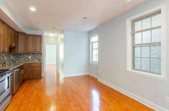 2534 Amber St, Unit 1 in Philadelphia, PA - Building Photo - Building Photo