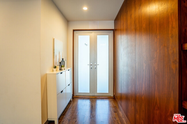 4548 Farmdale Ave in Los Angeles, CA - Building Photo - Building Photo