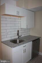 115 E Kings Hwy in Maple Shade, NJ - Building Photo - Building Photo