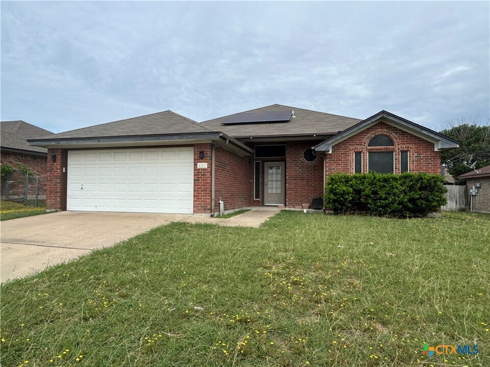 4203 Esta Lee Ave in Killeen, TX - Building Photo