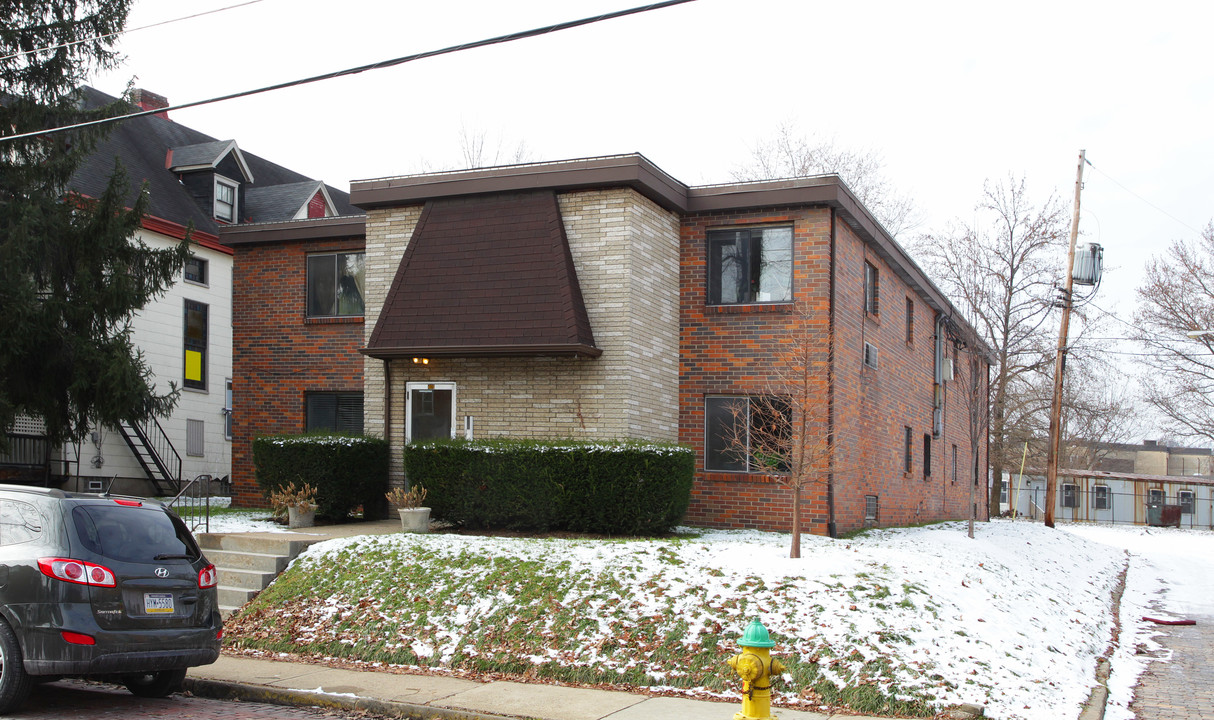 407 Hay St in Pittsburgh, PA - Building Photo