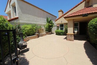 15329 Bambi Ct in Moorpark, CA - Foto de edificio - Building Photo