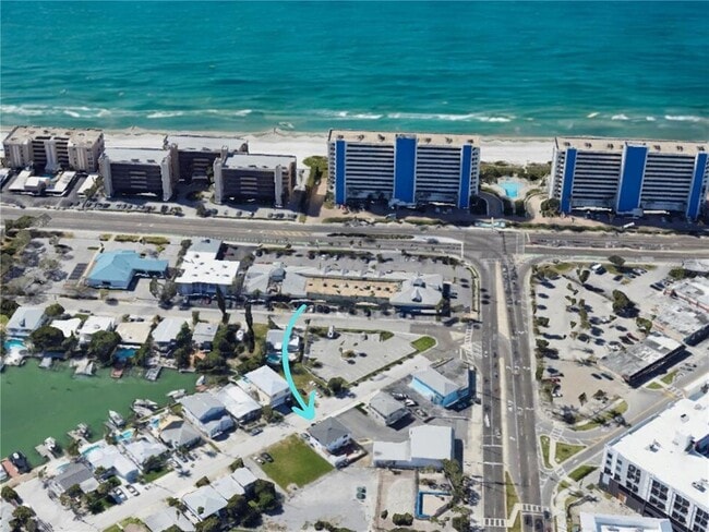 150 E Madeira Ave in Madeira Beach, FL - Building Photo - Building Photo
