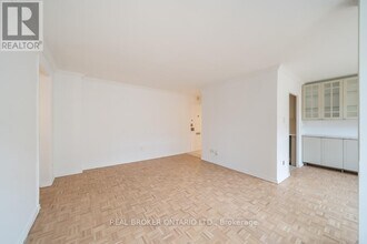 335-335 Lonsdale Rd in Toronto, ON - Building Photo - Building Photo