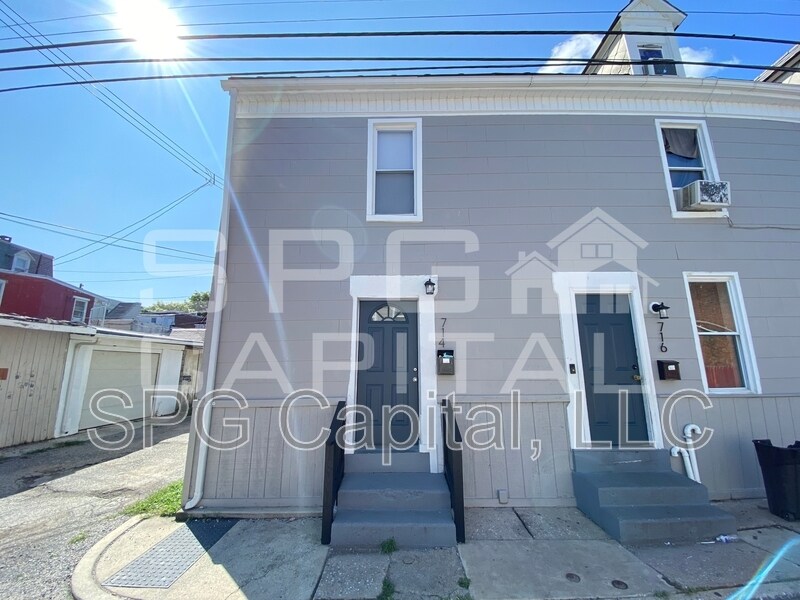 714 W Clarke Ave in York, PA - Building Photo