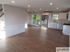 132 E Prospect St in South River, NJ - Building Photo - Building Photo