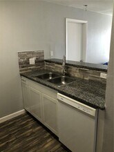 4712 Walden Cir in Orlando, FL - Building Photo - Building Photo