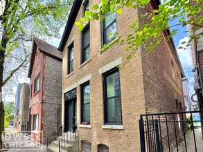518 N Hermitage Ave, Unit 1 in Chicago, IL - Building Photo - Building Photo