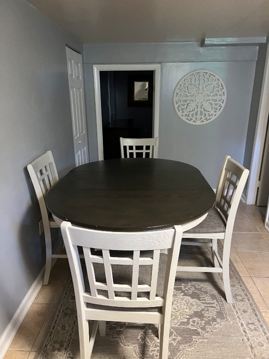 8468 Imperial Dr in Laurel, MD - Building Photo