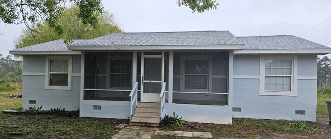 property at 1122 Garibaldi St E