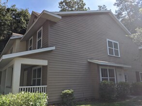 4605 SW 48th Dr, Unit 153 in Gainesville, FL - Foto de edificio - Building Photo