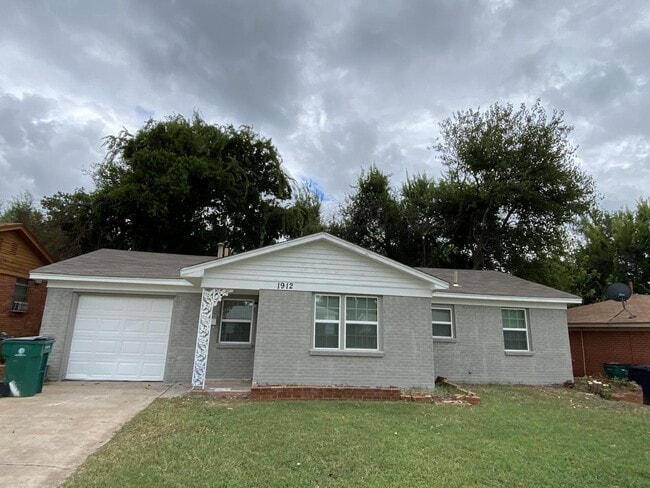 property at 1912 Overbrook Dr