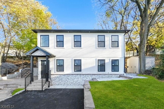 169 New St in Woodland Park, NJ - Building Photo - Building Photo